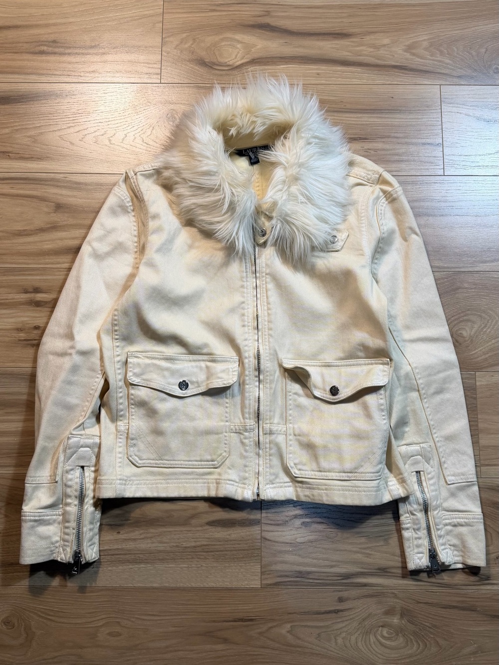 Women’s Cream Faux-Fur Collar Jacket